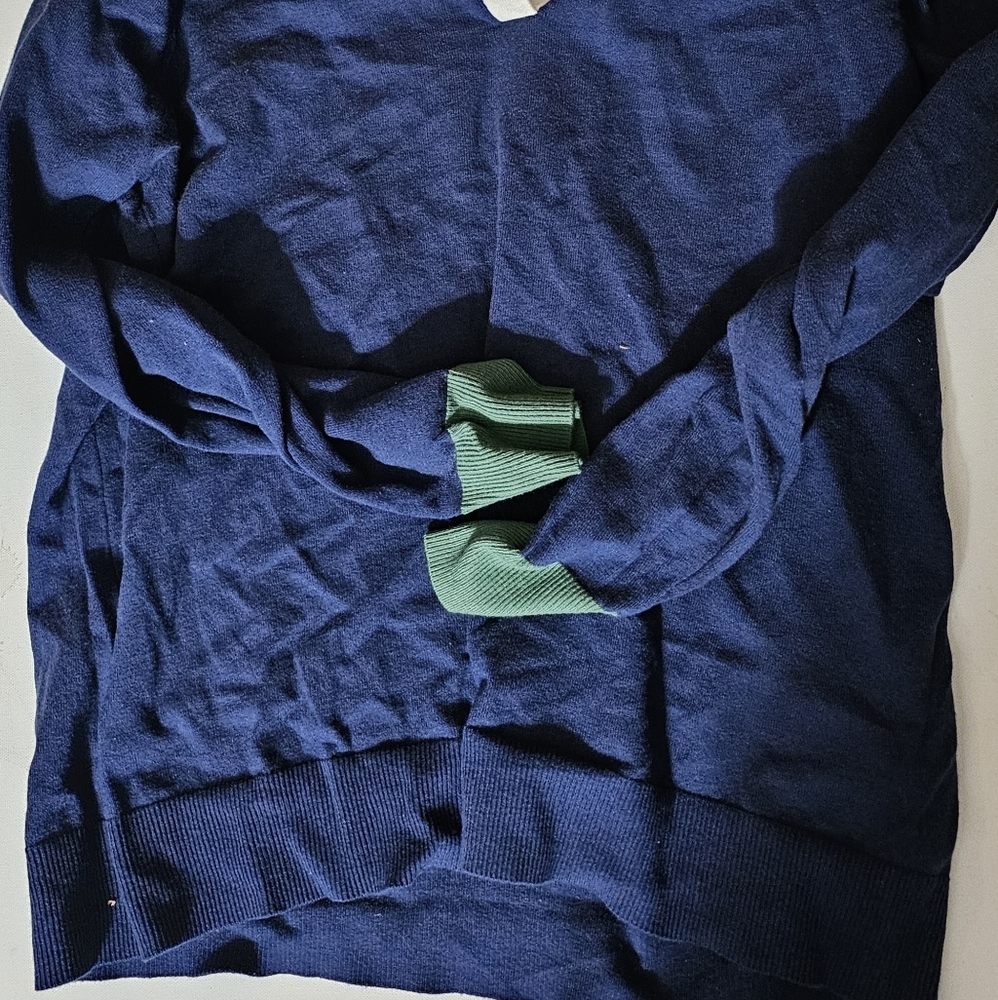 Sweater - Picture 2 of 2